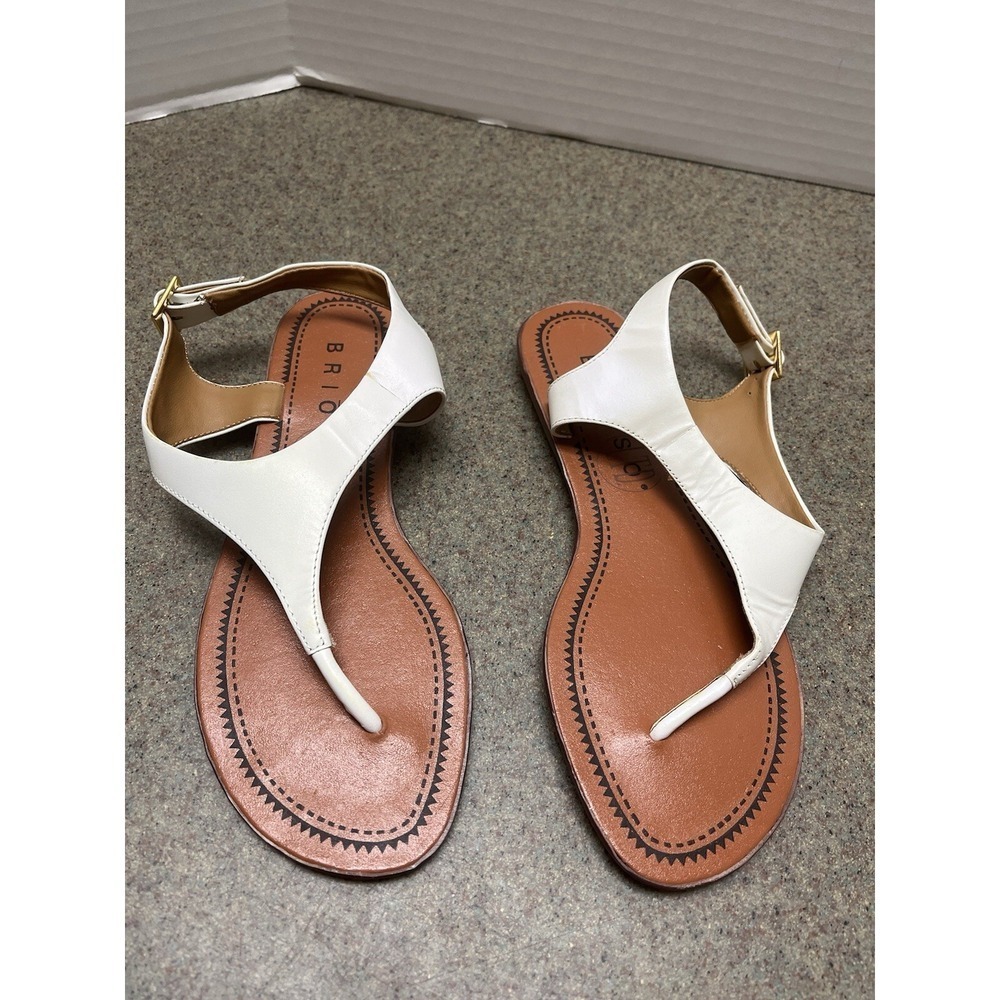 Brioso Ltd Thong‎ Bright White Sandals - Size 6